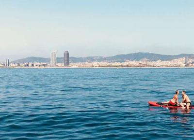 Boat trip along the coast of Barcelona